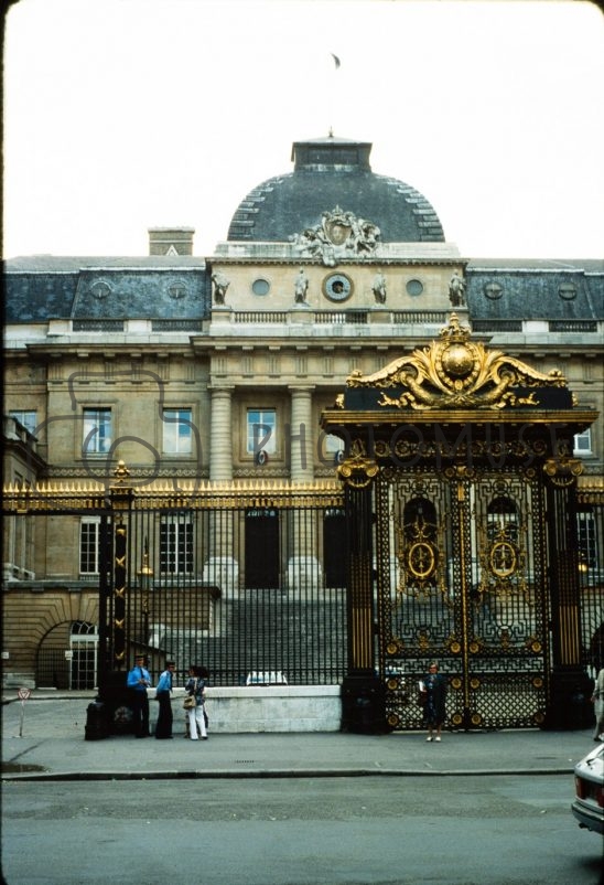 Romanian photographer photomuse stock photo Paris 1980