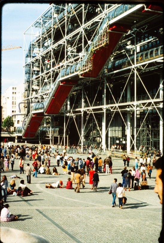 Romanian photographer photomuse stock photo Paris 1980