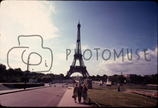 Romanian photographer photomuse stock photo Paris 1980